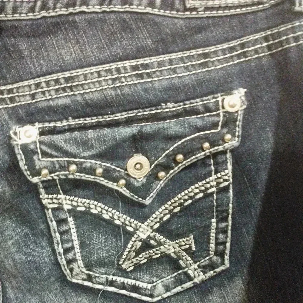 Jeans - Picture 11 of 11